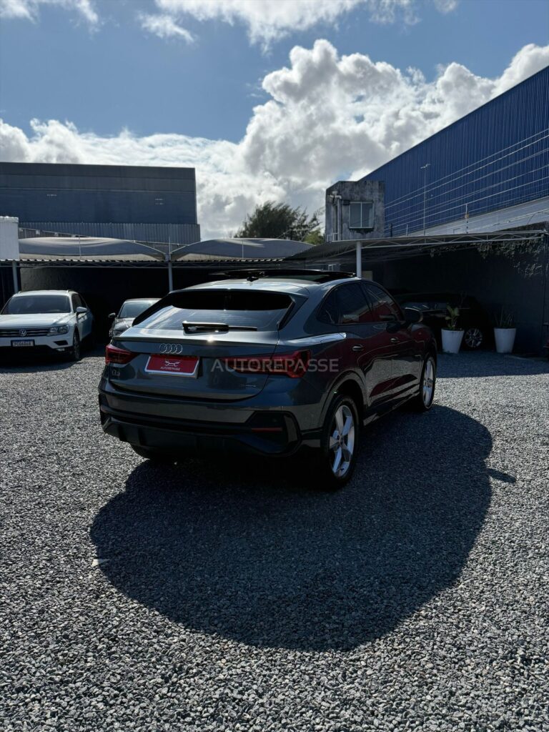 AUDI Q3 SPB PERFORMANCE BLACK 2.0 TFSI 2022/2023