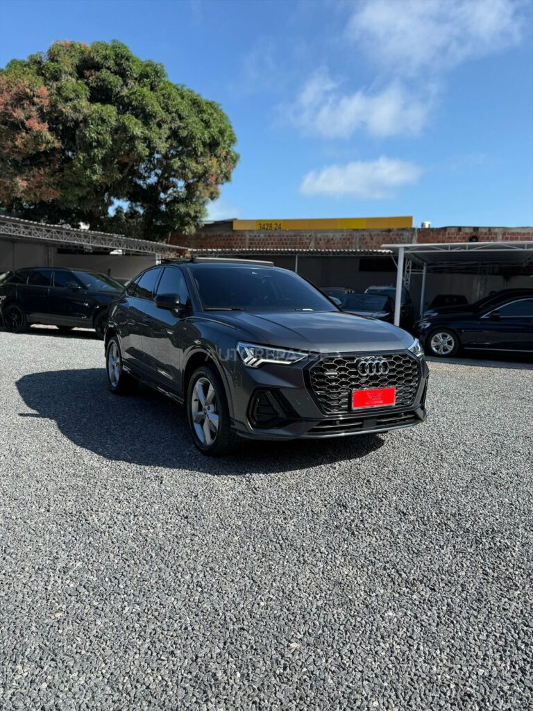 AUDI Q3 SPB PERFORMANCE BLACK 2.0 TFSI 2022/2023
