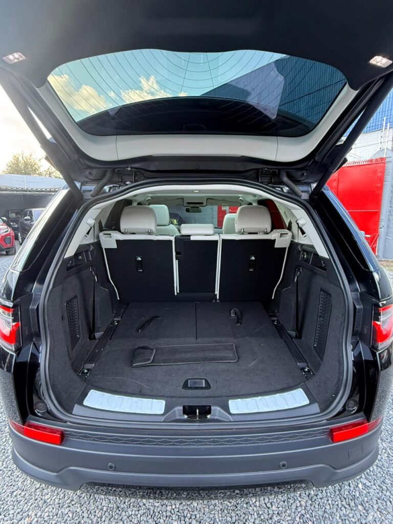 LAND-ROVER DISCOVERY D200 SE 2022/2023