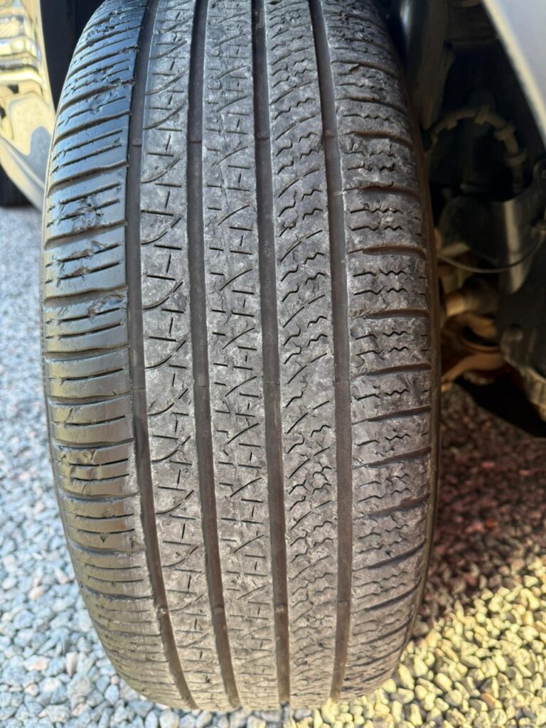 LAND-ROVER DISCOVERY D200 SE 2022/2023