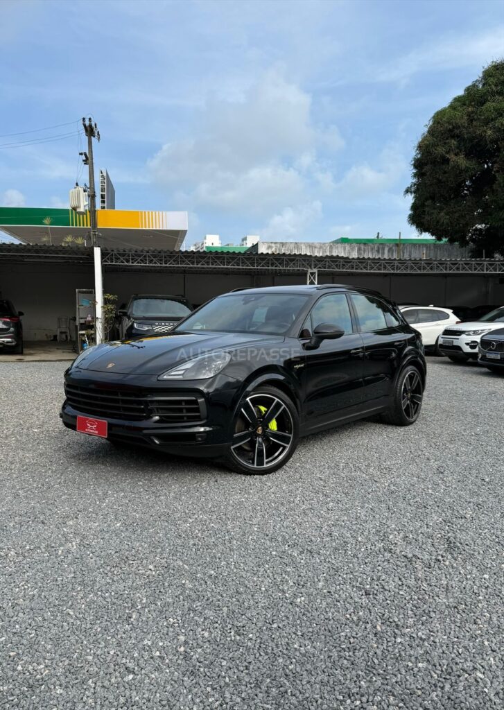PORSCHE CAYENNE PLATINUM EDITION 2022/2023