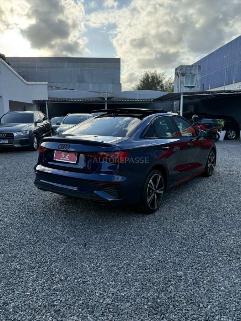 AUDI A3 PERFORMANCE BLACK MHEV  2023/2024