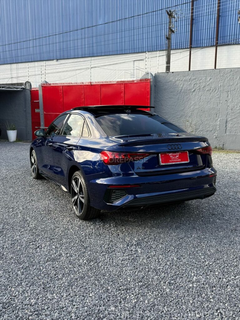 AUDI A3 PERFORMANCE BLACK MHEV  2023/2024