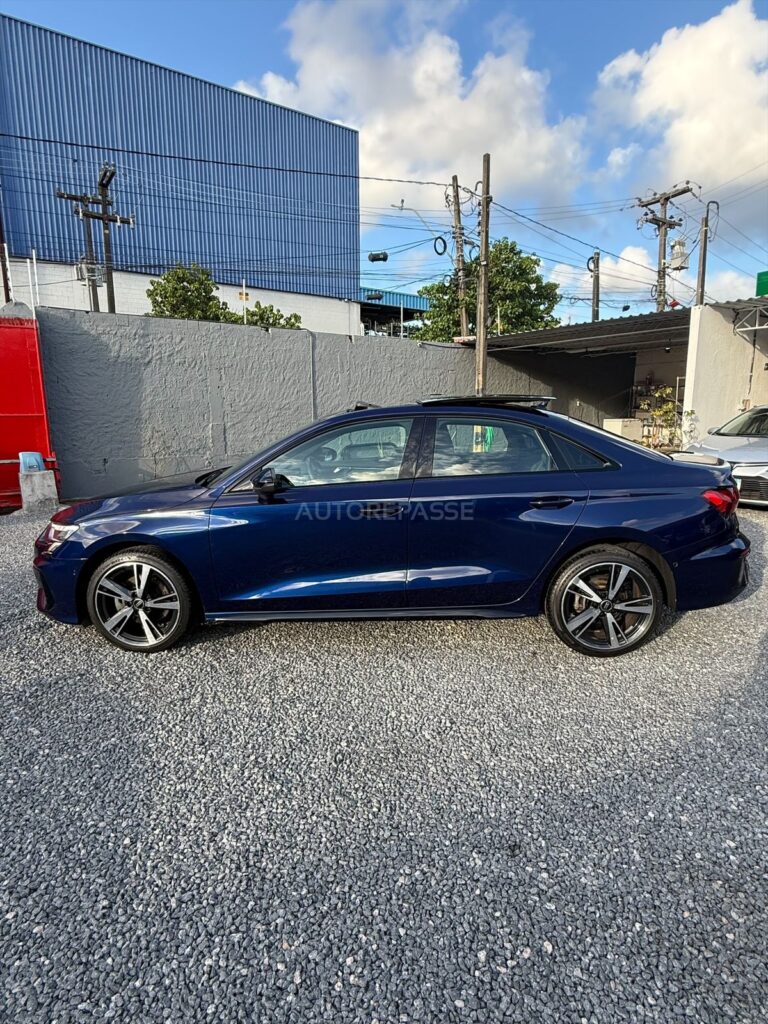 AUDI A3 PERFORMANCE BLACK MHEV  2023/2024