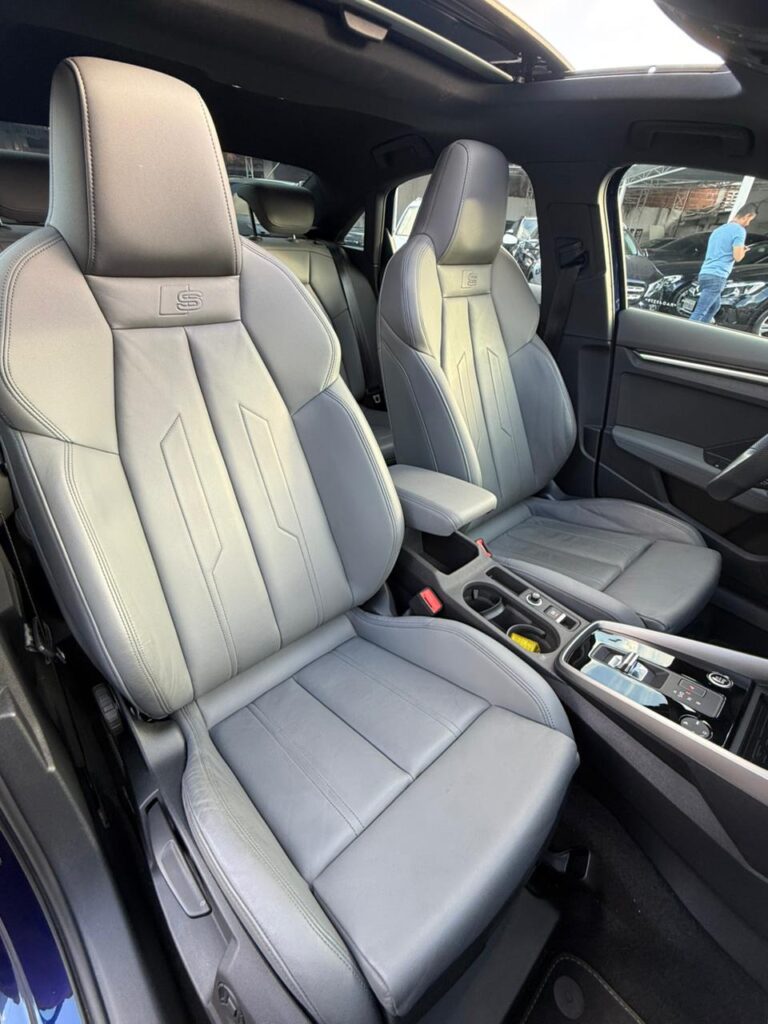 AUDI A3 PERFORMANCE BLACK MHEV  2023/2024