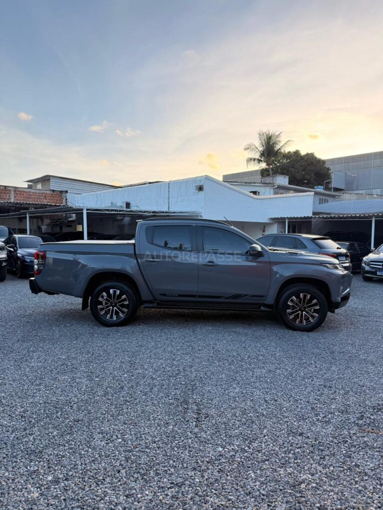 L200 TRITON SPORT URBAN 2024/2025