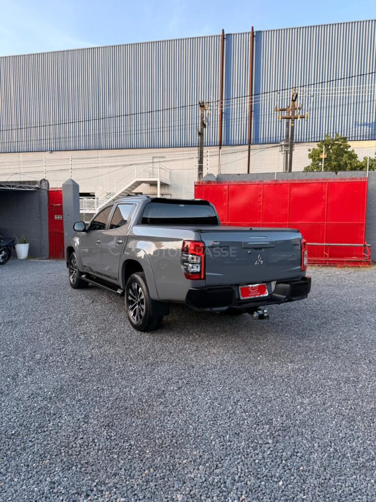 L200 TRITON SPORT URBAN 2024/2025