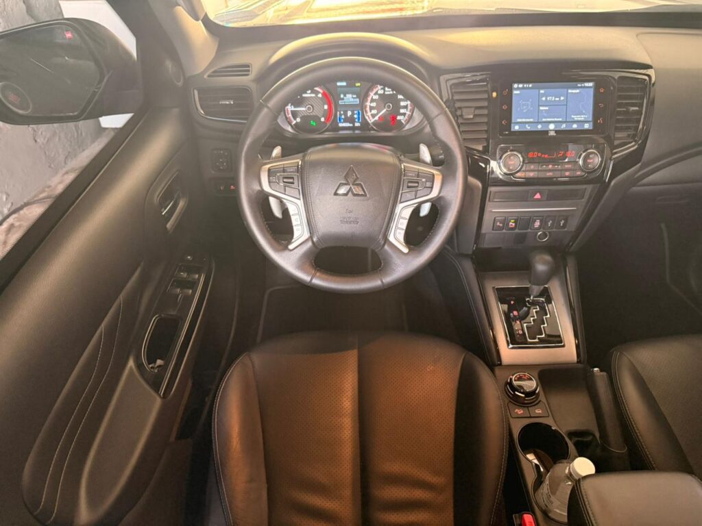 L200 TRITON SPORT URBAN 2024/2025