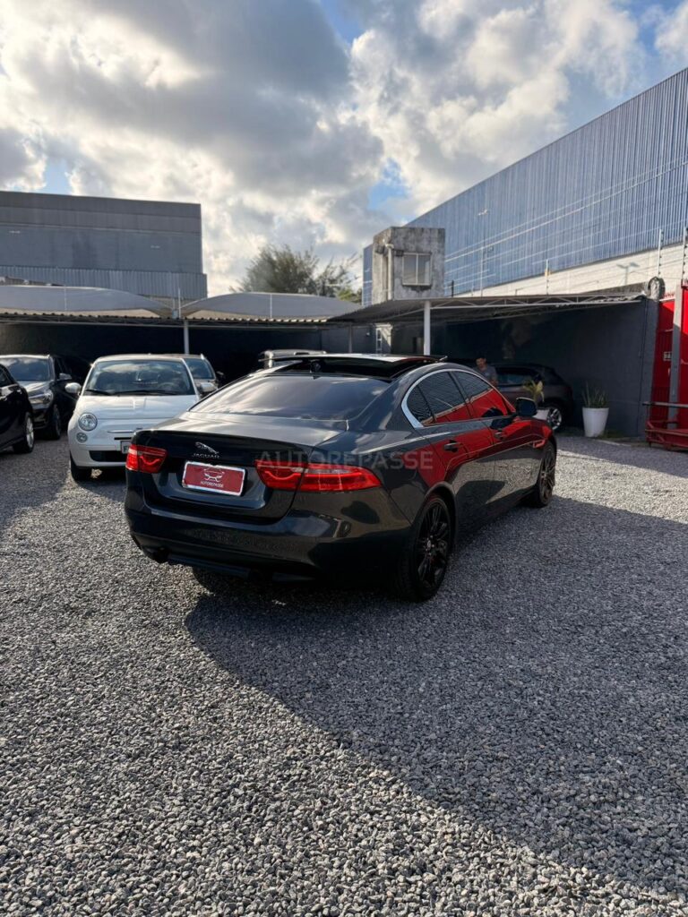 JAGUAR XE PURE 2.0 TURBO 2016/2017