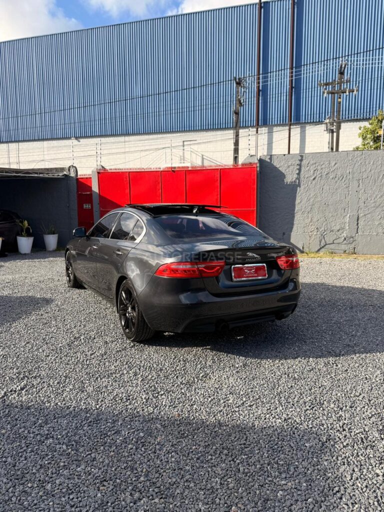 JAGUAR XE PURE 2.0 TURBO 2016/2017