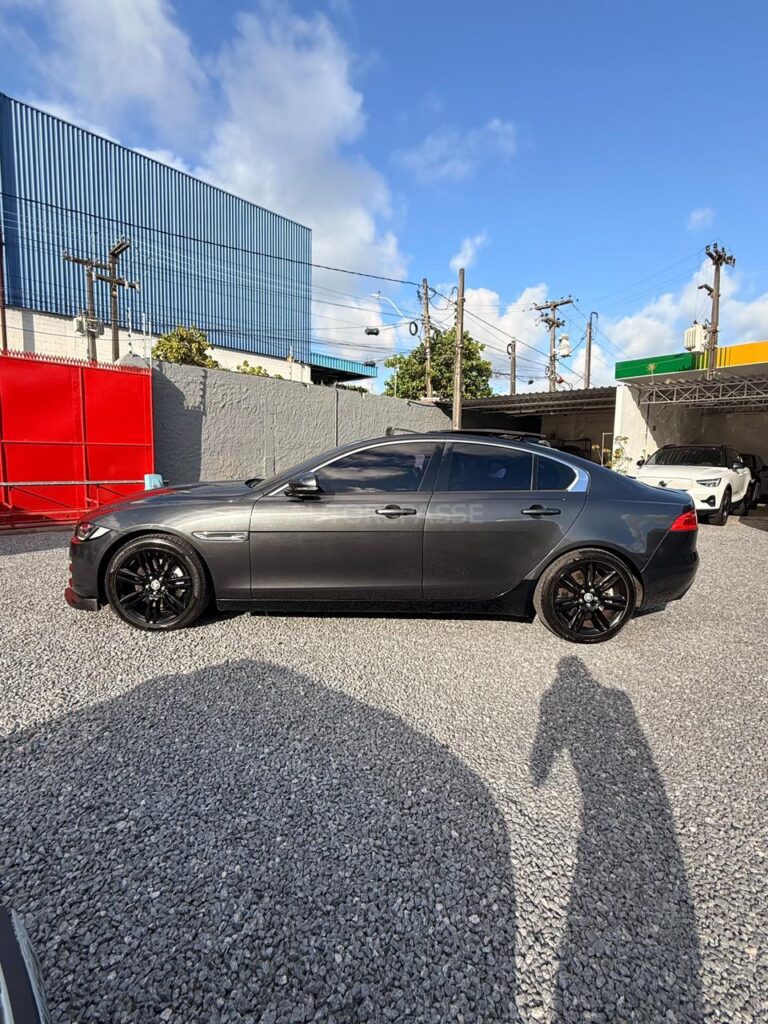 JAGUAR XE PURE 2.0 TURBO 2016/2017