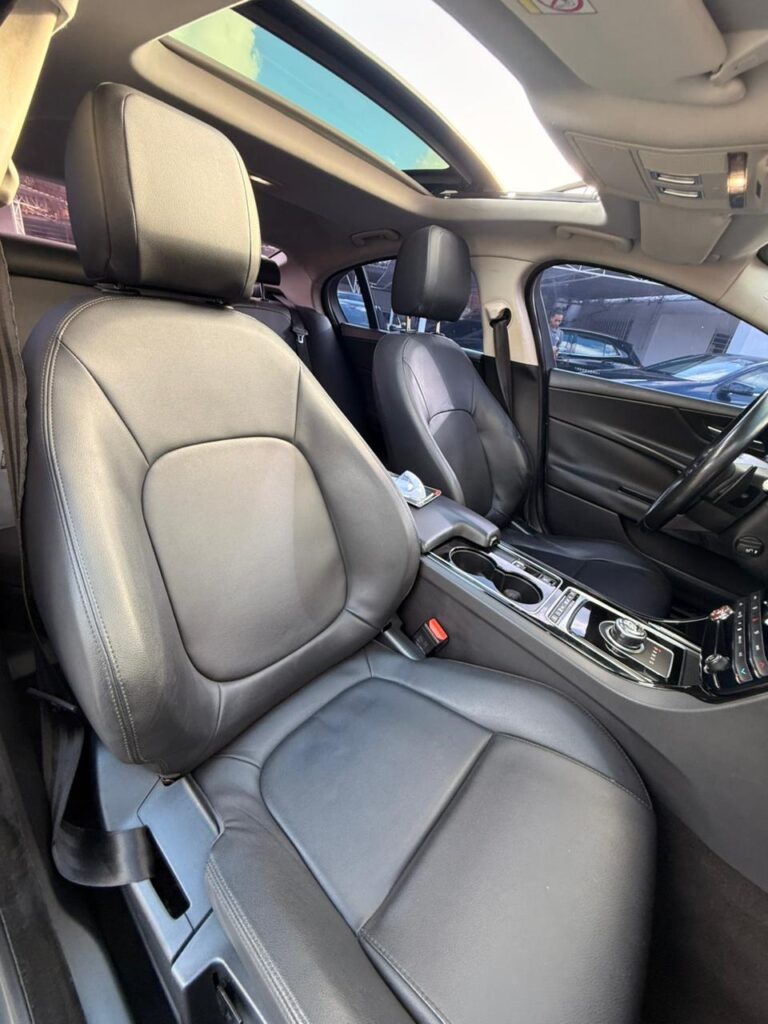 JAGUAR XE PURE 2.0 TURBO 2016/2017