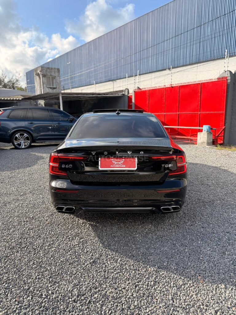 VOLVO S60 T8 R-Design 2019/2020