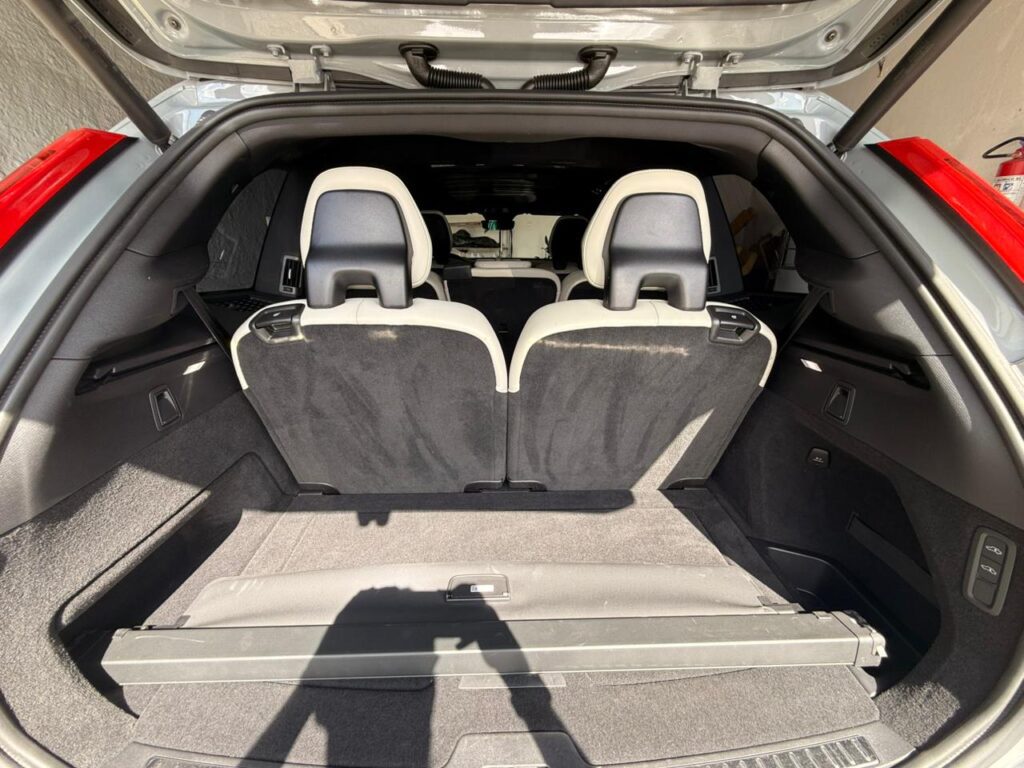 VOLVO XC90 T8 ULTIMATE DARK 2023/2024