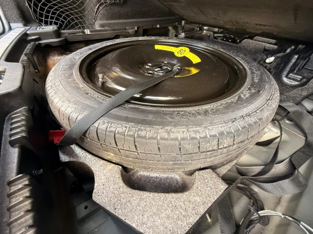 VOLVO XC60 D5 MOMENTUM 2.0 AWD 2020/2021