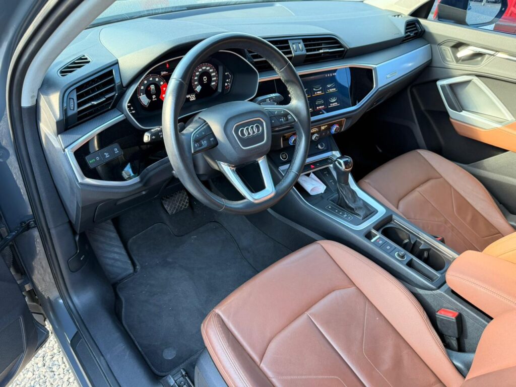 AUDI Q3 PRESTIGE PLUS 2021/2022