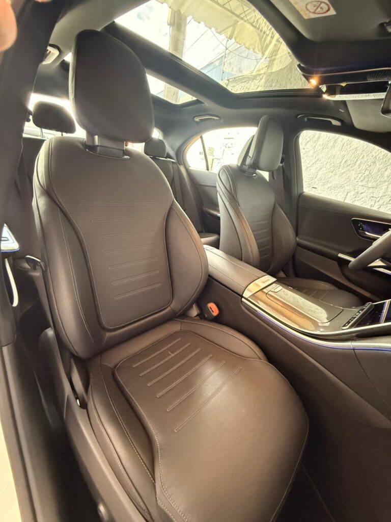 MERCEDES-BENZ C300 AMG LINE 2.0 2025/2025