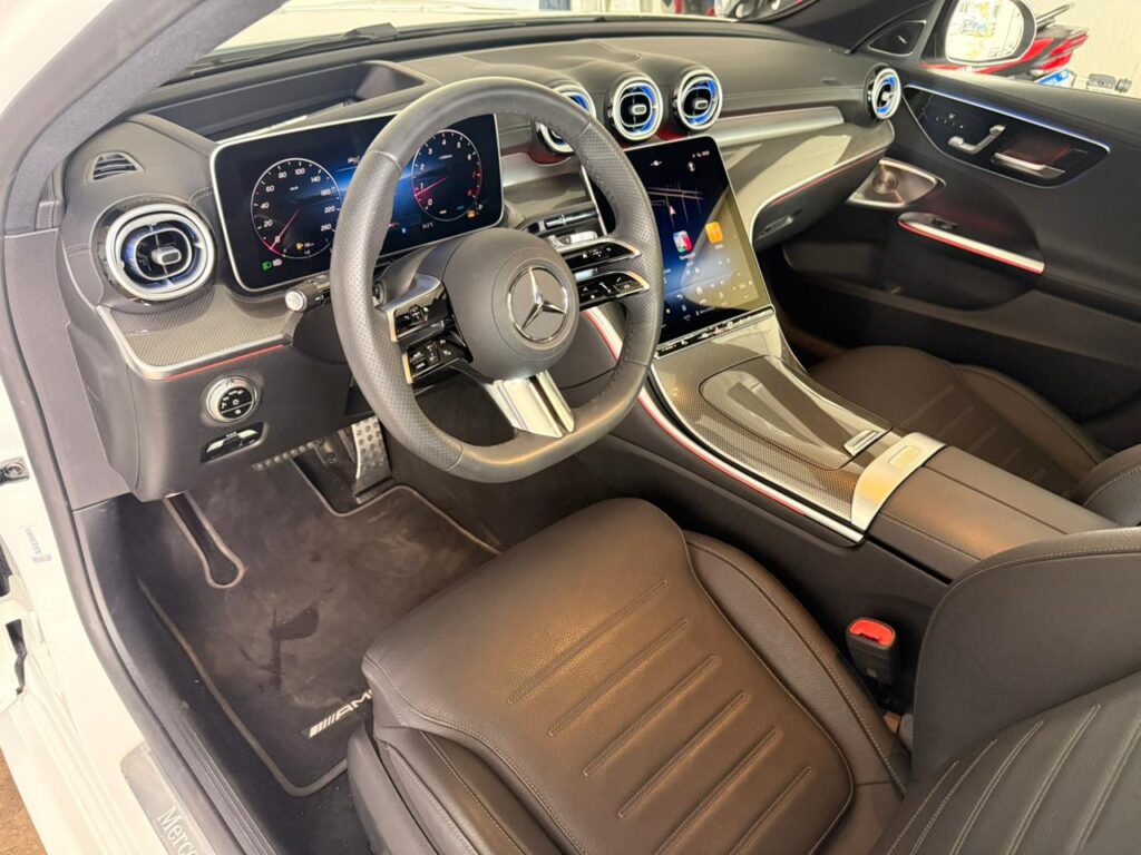 MERCEDES-BENZ C300 AMG LINE 2.0 2025/2025