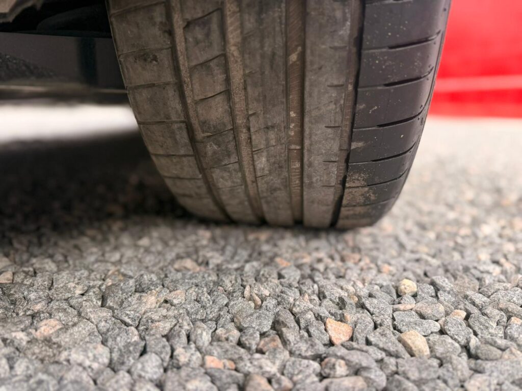 MERCEDES-BENZ C300 AMG LINE 2.0 2025/2025