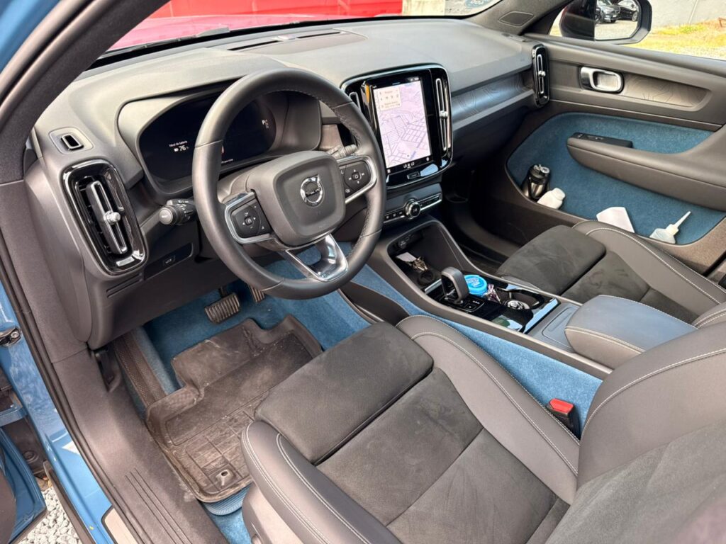 VOLVO XC40 P6 ELETRIC PLUS AWD 2023/2024