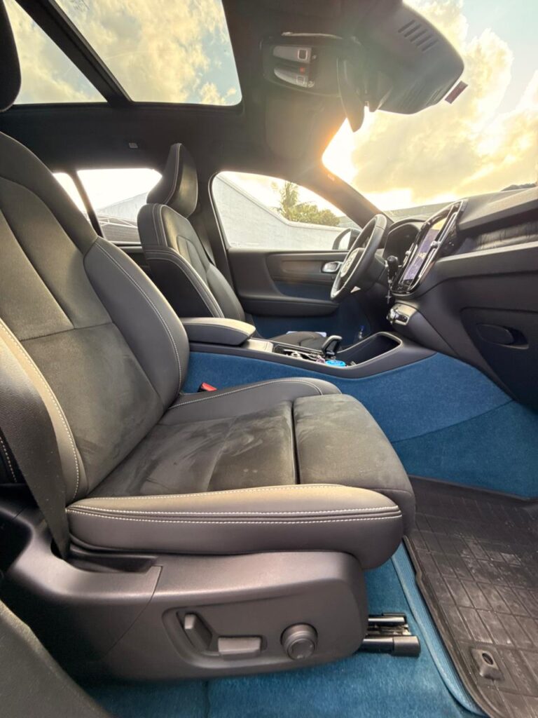 VOLVO XC40 P6 ELETRIC PLUS AWD 2023/2024