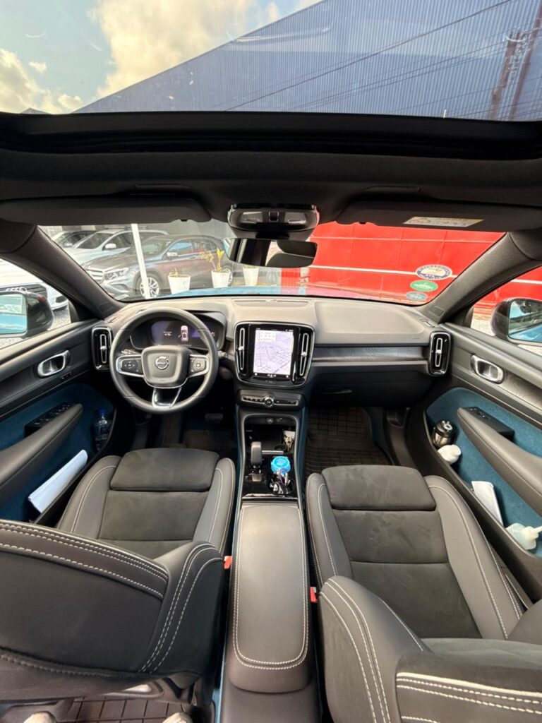 VOLVO XC40 P6 ELETRIC PLUS AWD 2023/2024