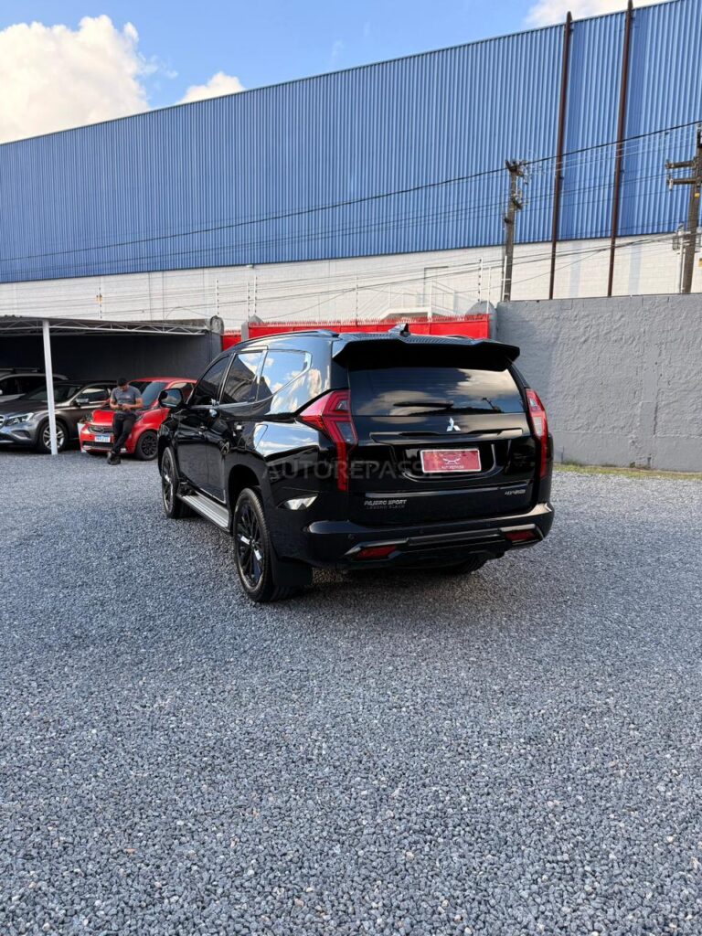 PAJERO SPORT LEGEND BLACK 2.4 2024/2025