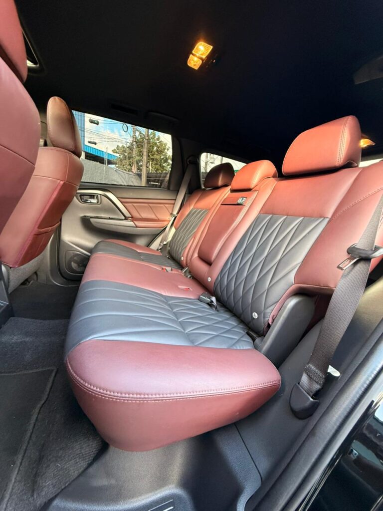 PAJERO SPORT LEGEND BLACK 2.4 2024/2025