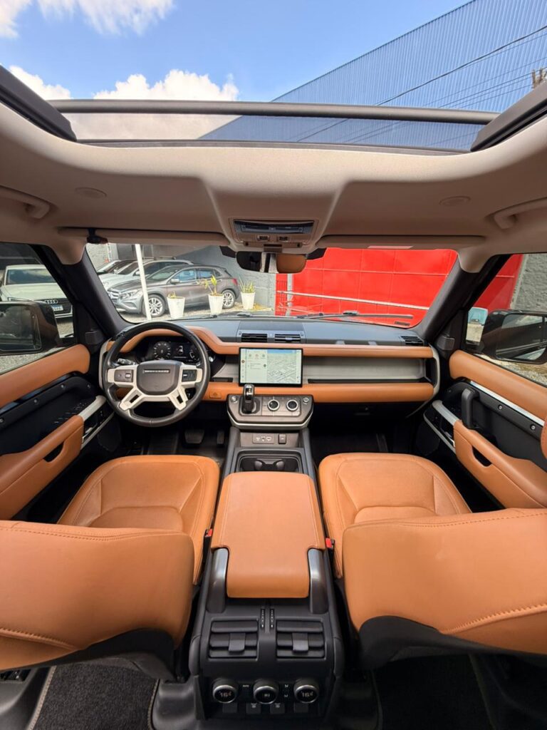 LAND ROVER DEFENDER MHEV 110 HSE AWD 2022/2023