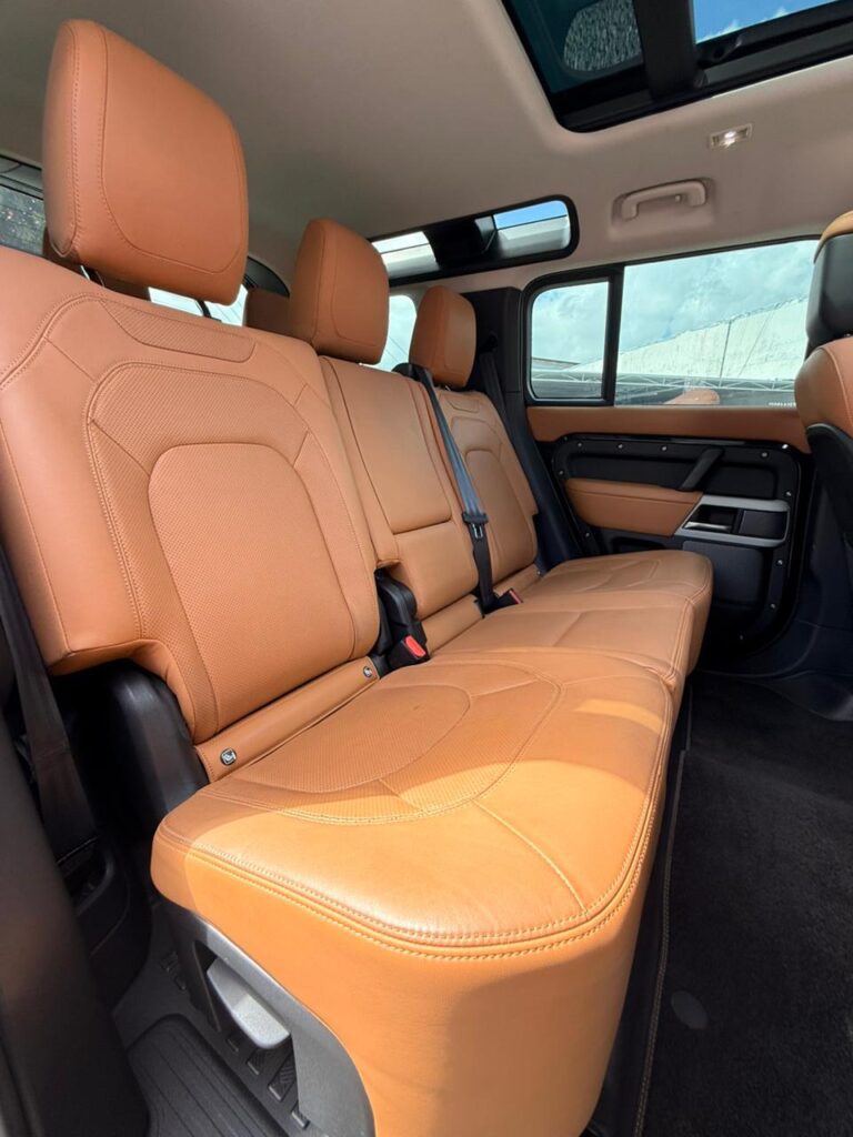 LAND ROVER DEFENDER MHEV 110 HSE AWD 2022/2023