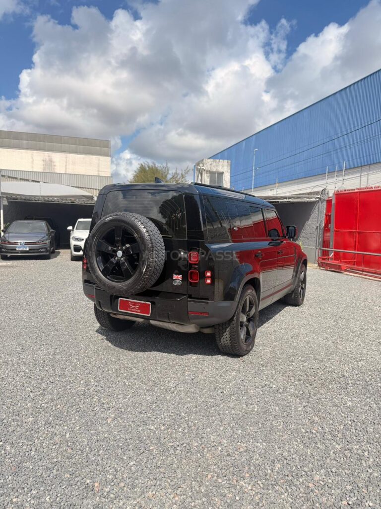 LAND ROVER DEFENDER MHEV 110 HSE AWD 2022/2023