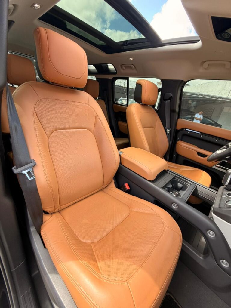 LAND ROVER DEFENDER MHEV 110 HSE AWD 2022/2023