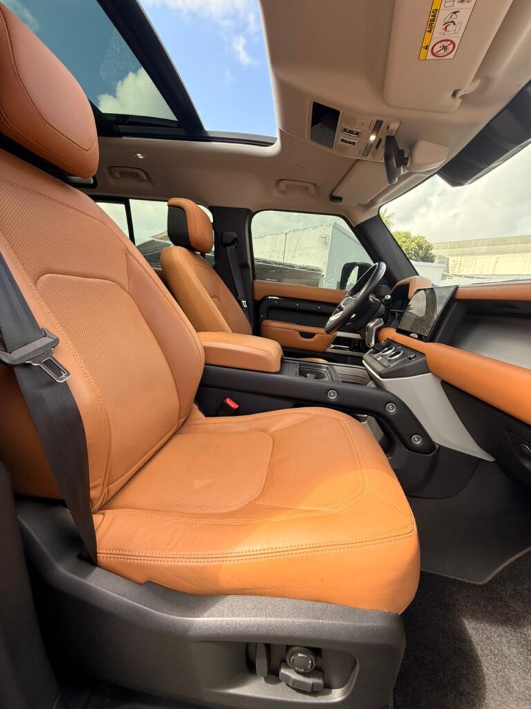 LAND ROVER DEFENDER MHEV 110 HSE AWD 2022/2023