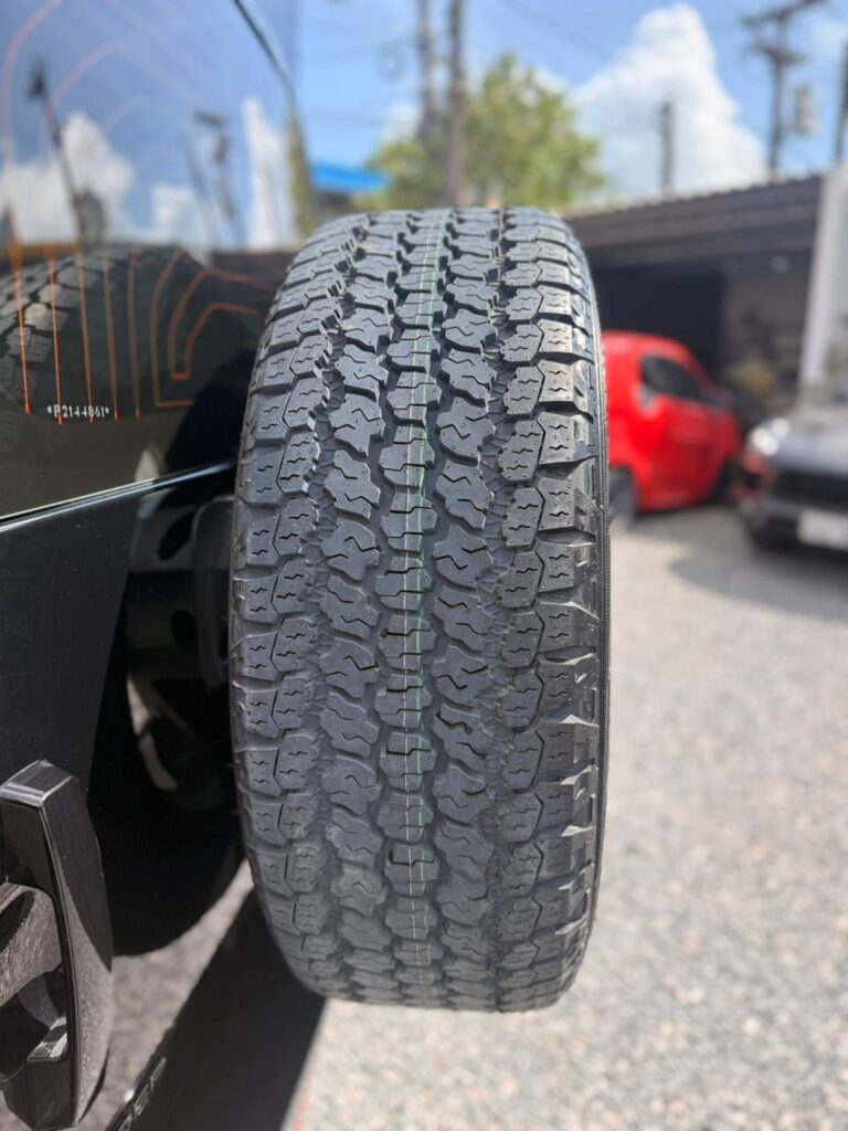 LAND ROVER DEFENDER MHEV 110 HSE AWD 2022/2023