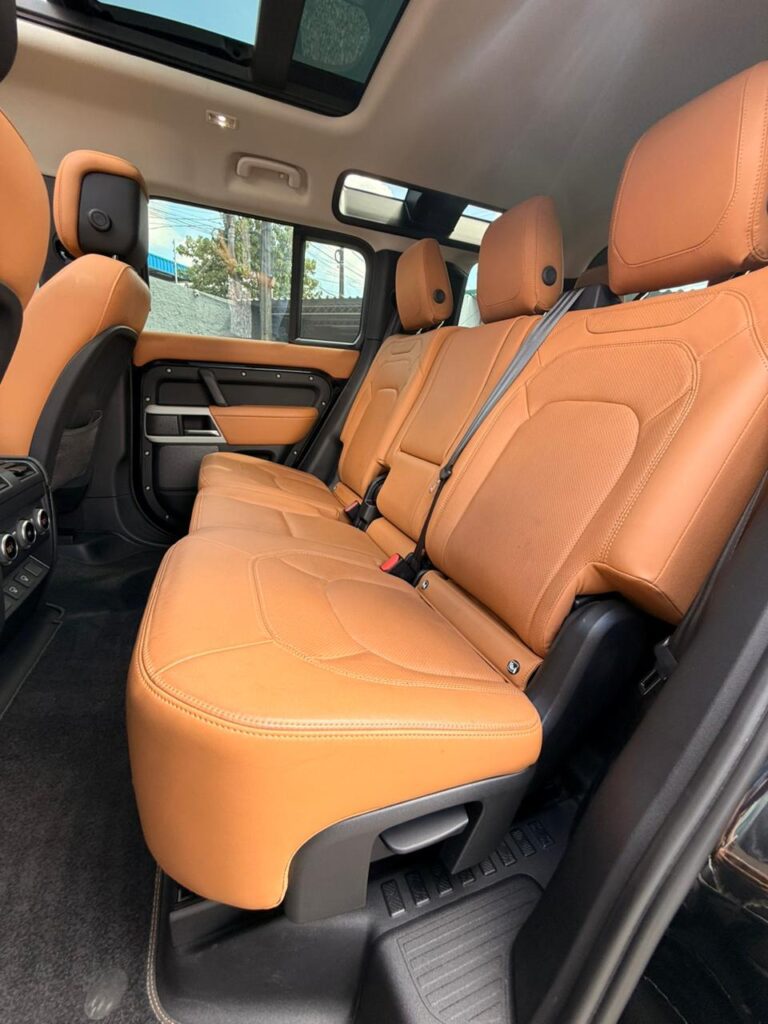 LAND ROVER DEFENDER MHEV 110 HSE AWD 2022/2023