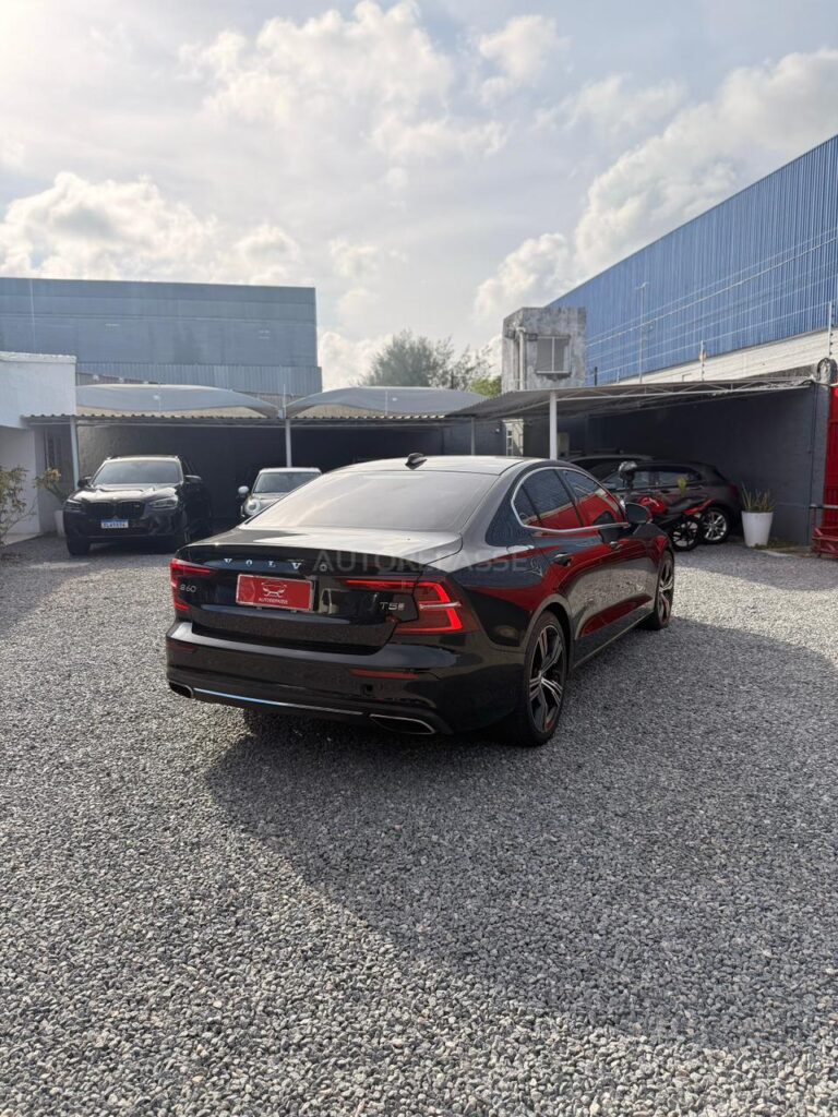 VOLVO S60 T5 INSCRIPTION 2.0 2019/2020