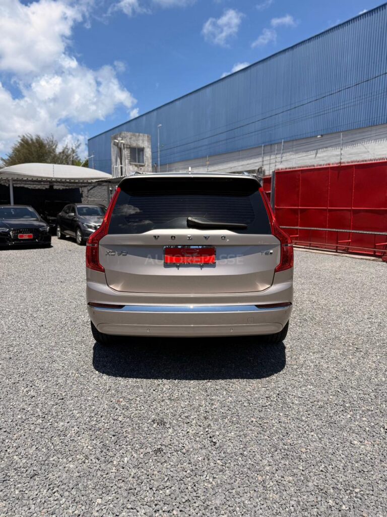 VOLVO XC90 T8 PLUS 2.0 AWD 2024/2025