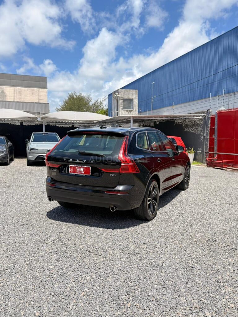 VOLVO XC60 T5 MOMENTUM 2018/2019