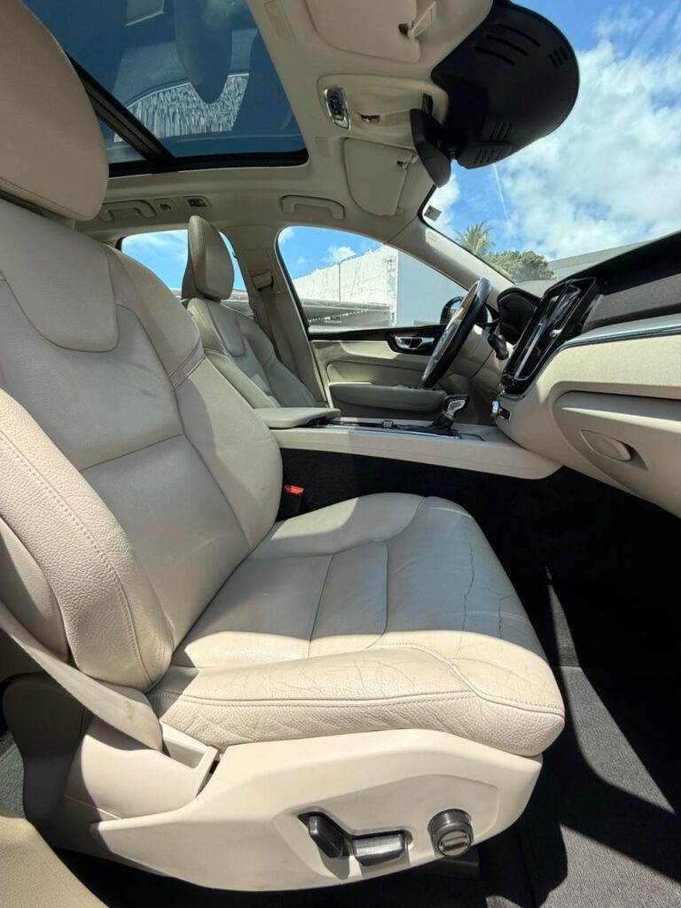 VOLVO XC60 T5 MOMENTUM 2018/2019