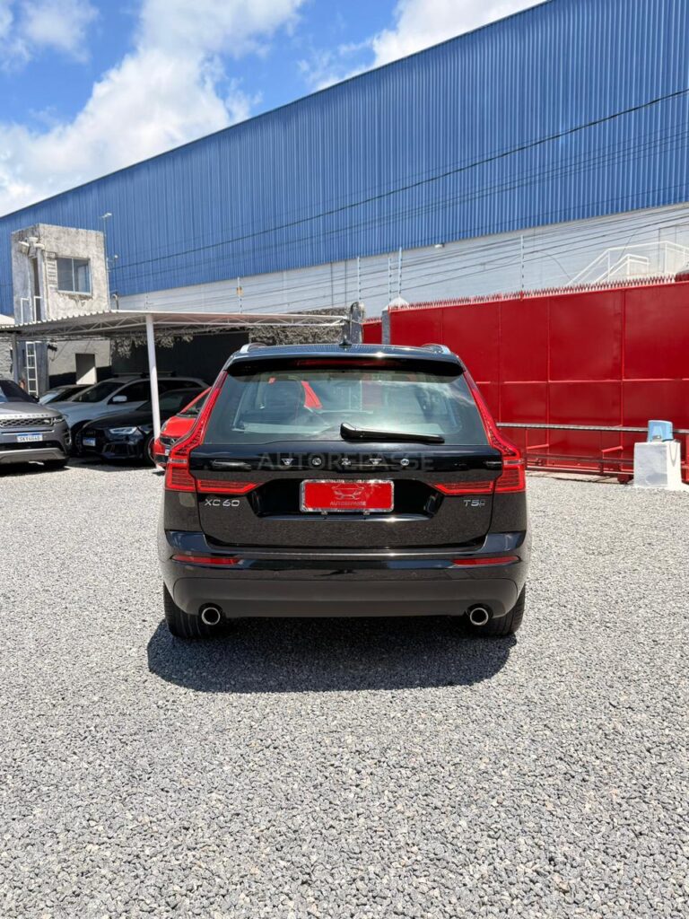 VOLVO XC60 T5 MOMENTUM 2018/2019