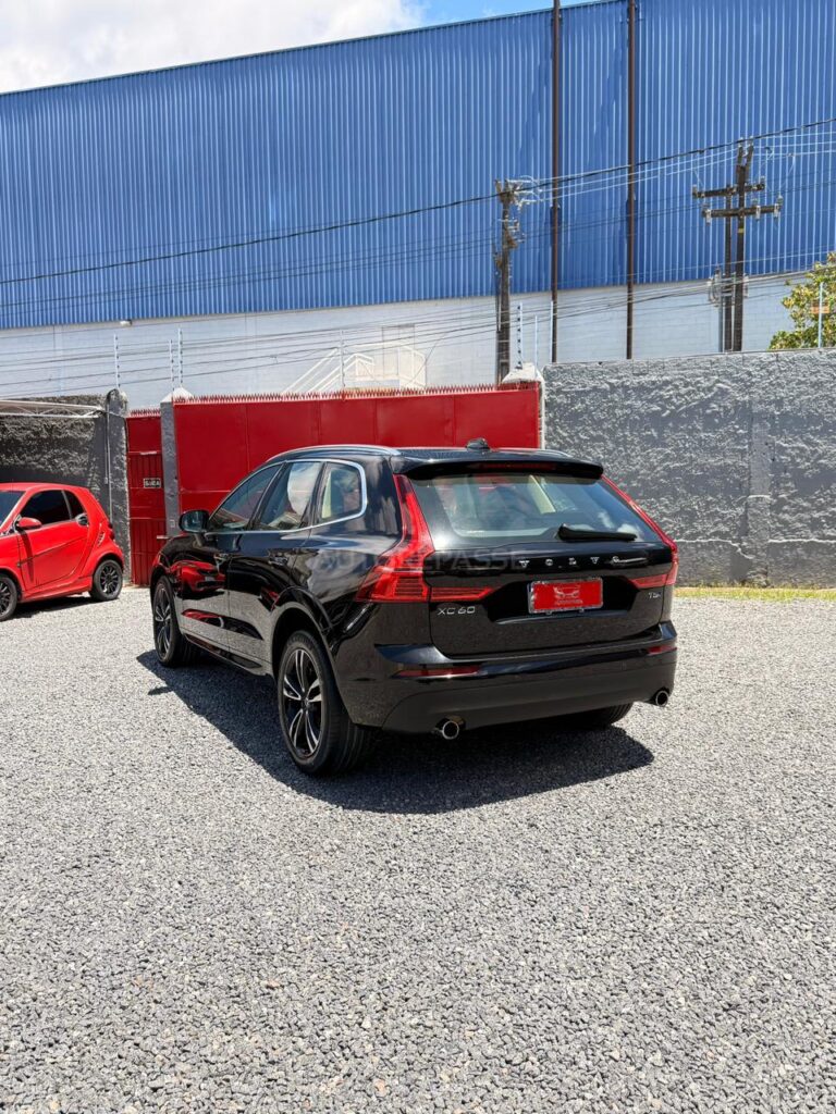 VOLVO XC60 T5 MOMENTUM 2018/2019