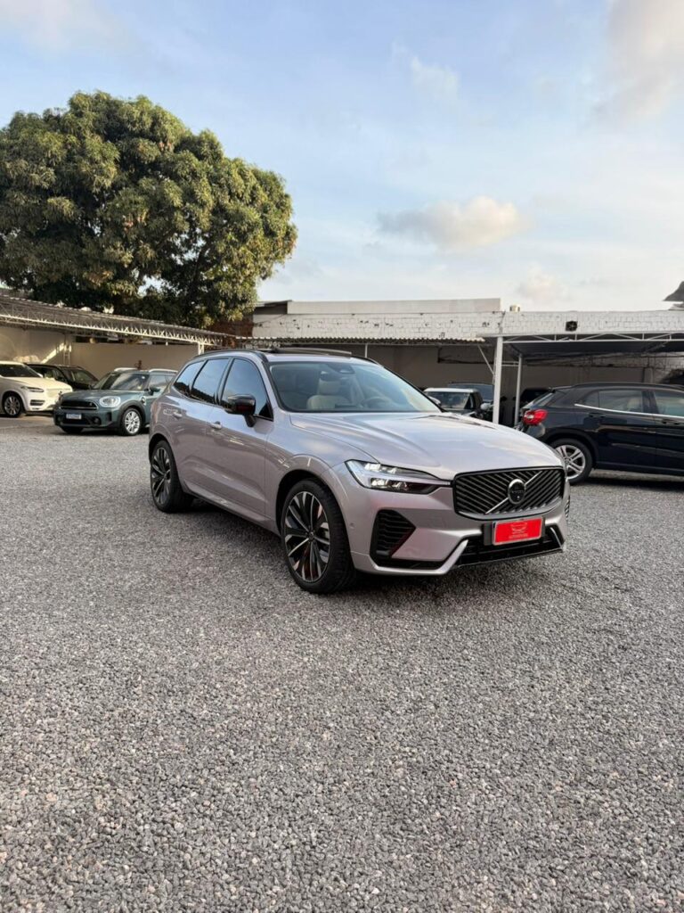 VOLVO XC60 T8 ULTRA DARK 2025/2026