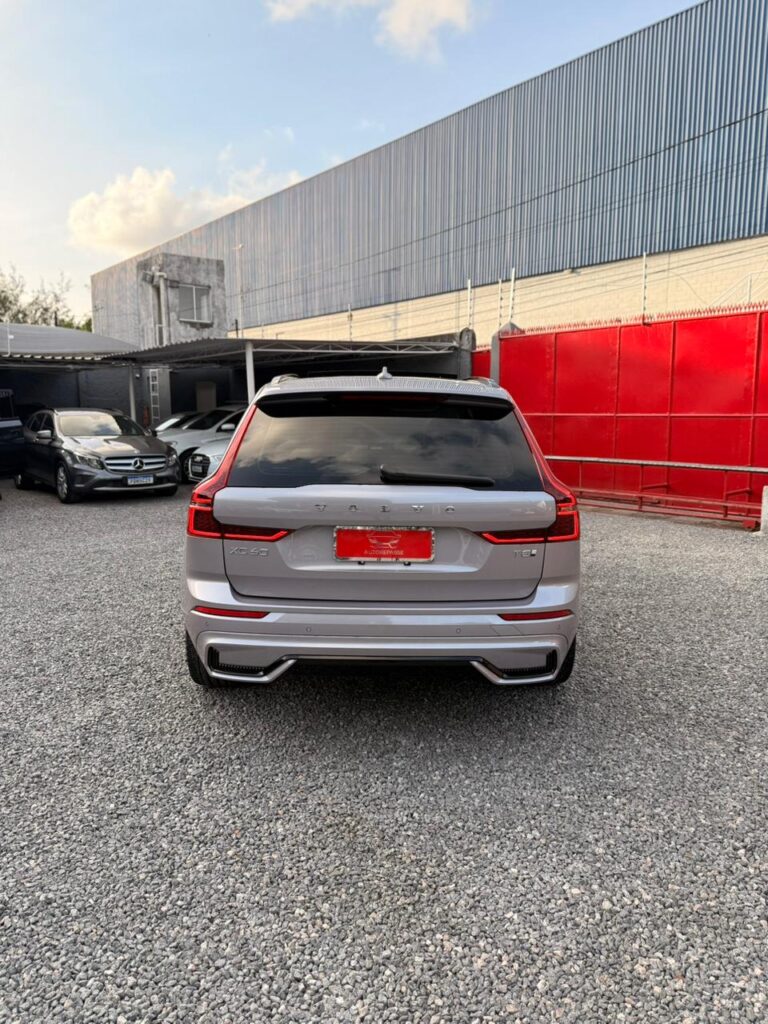 VOLVO XC60 T8 ULTRA DARK 2025/2026