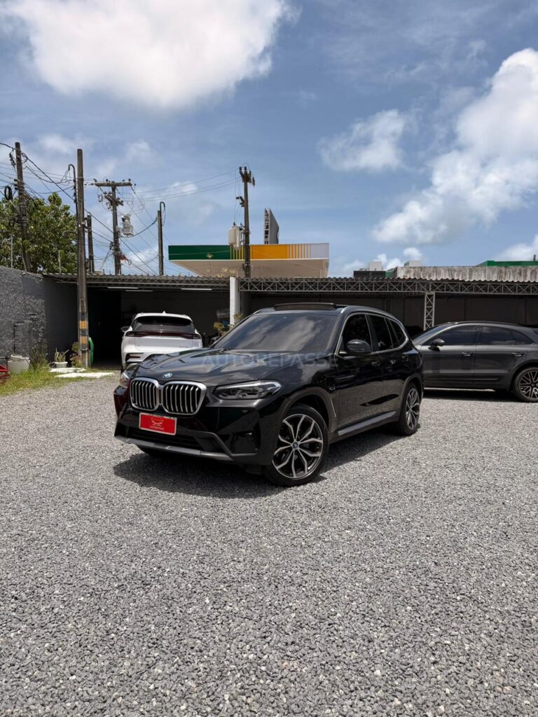 BMW X3 xDRIVE30e X-LINE 2021/2022