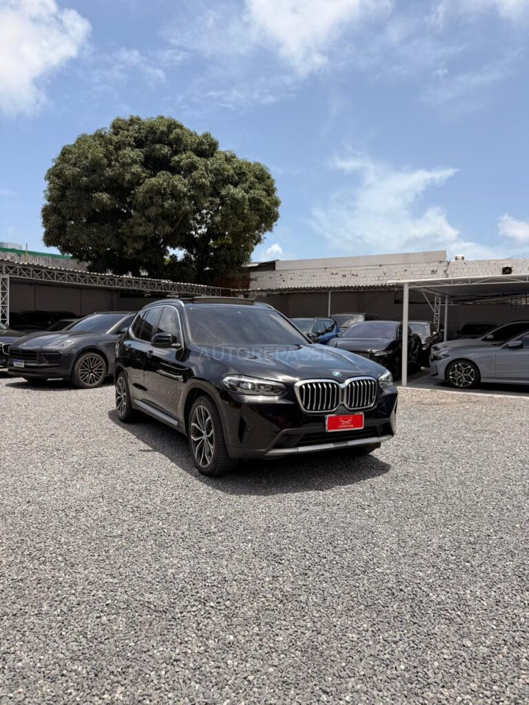 BMW X3 xDRIVE30e X-LINE 2021/2022