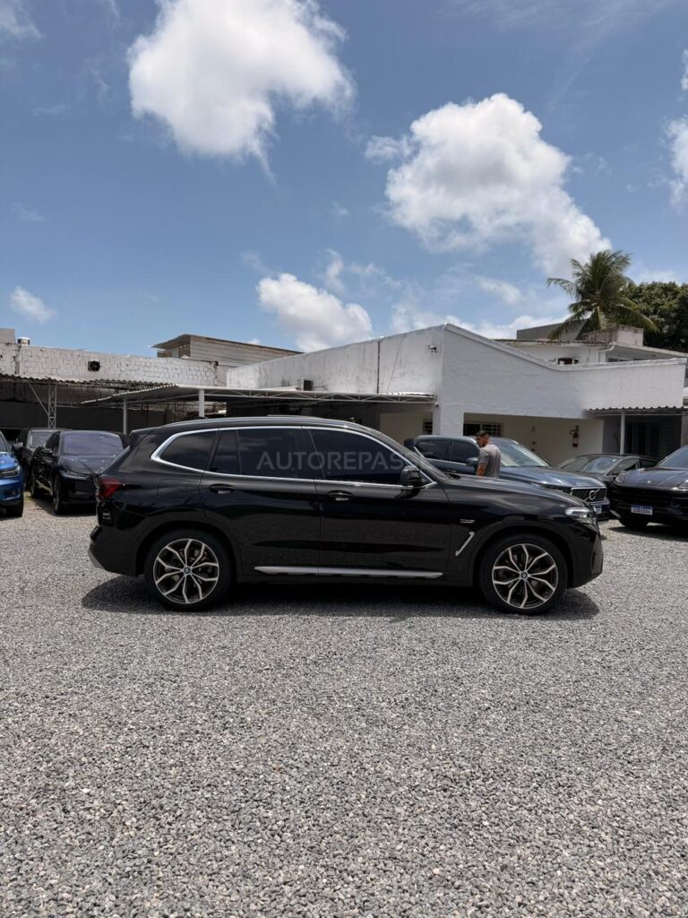 BMW X3 xDRIVE30e X-LINE 2021/2022