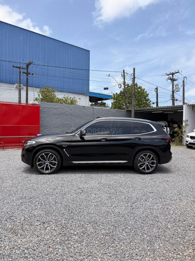 BMW X3 xDRIVE30e X-LINE 2021/2022