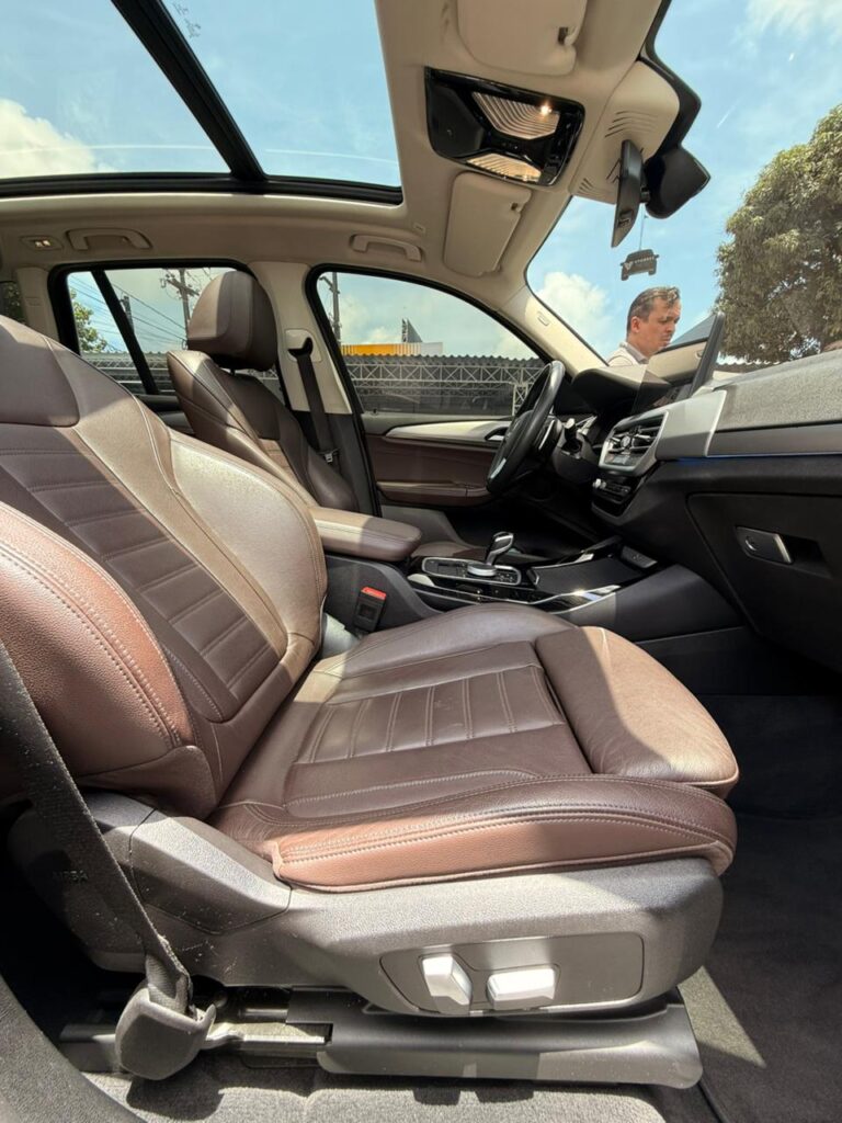 BMW X3 xDRIVE30e X-LINE 2021/2022