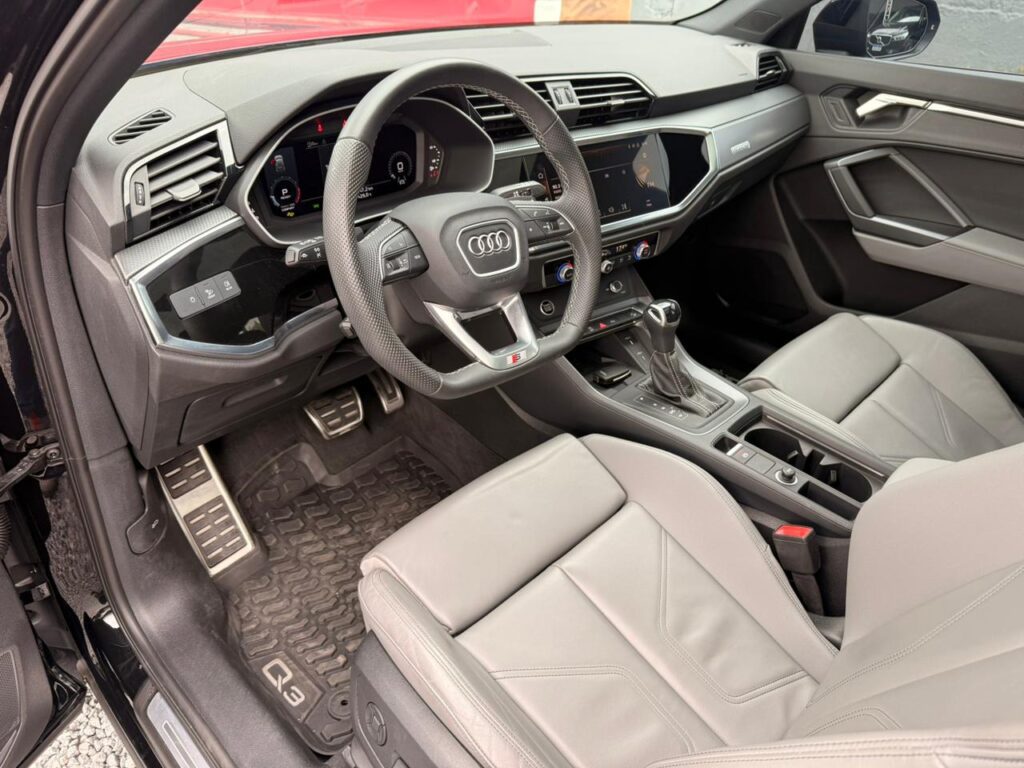 AUDI Q3 PERFORMANCE BLACK 2024/2024