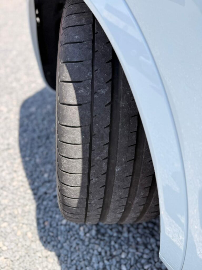 PORSCHE CAYENNE PLATINUM EDITION 2022/2023